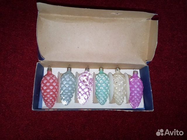 Набор елочных игрушек шишки СССР