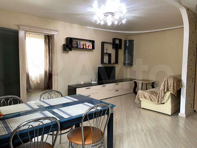 2-к. квартира, 42 м², 3/5 эт.