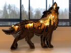 Статуэтка волк из дерева LED подсветка