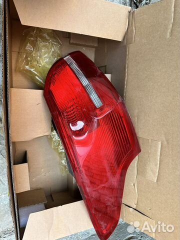 Задний фонарь Форд Фокус 3 (седан)