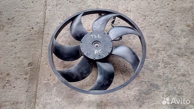 Мотор вентилятора охлаждения Nissan X-Trail T32