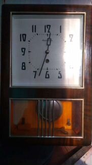 Часы настенные с маятником СССР