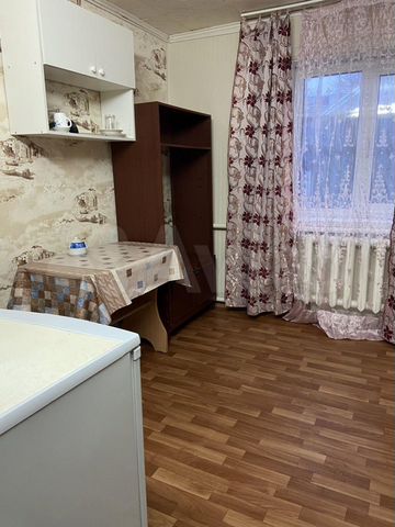 Комната 12 м² в 6-к., 1/1 эт.