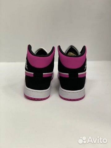 Кроссовки Nike Air Jordan 1