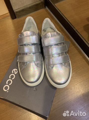 Кроссовки ecco 38 размер новые