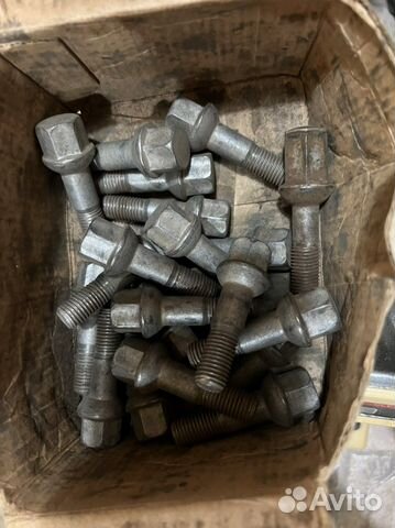 Колесные болты на mercedes