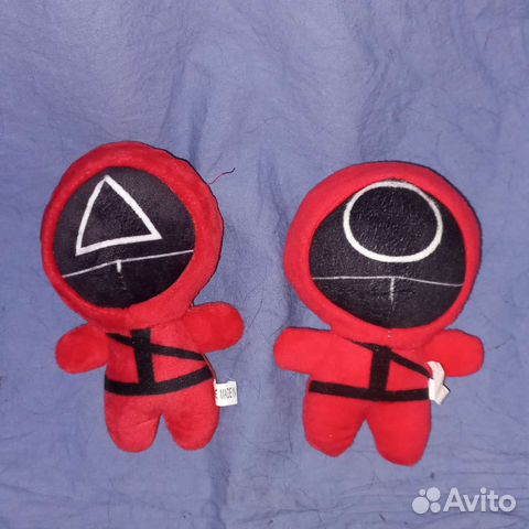 Игра в кальмара охранники мягкая игрушка