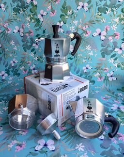 Кофеварка гейзерная Bialetti Moka Express 3 cup