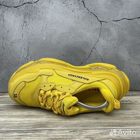 Кроссовки Balenciaga Triple S Yellow