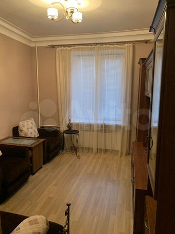 2-к. квартира, 60 м², 3/3 эт.