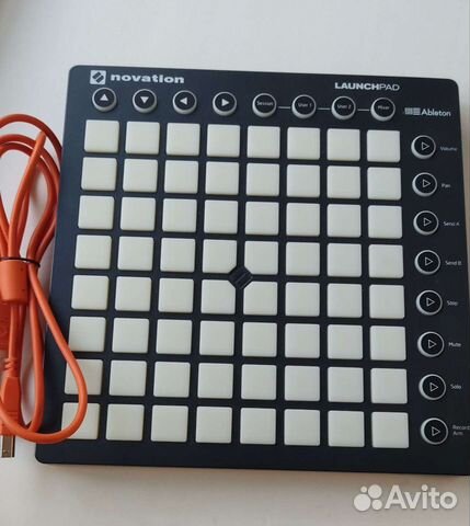 Midi - контроллер Novation Launchpad Mk2