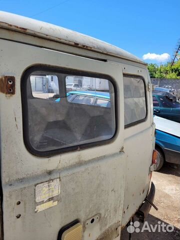 Стекло глухое двери задка УАЗ 452 буханка