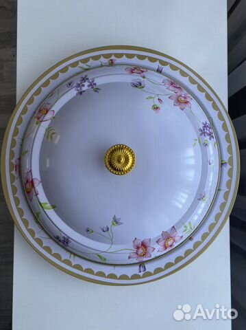 Блюдо с крышкой