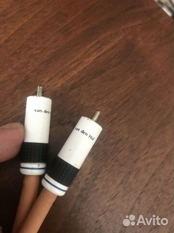 Межблочный Van Den Hul the first