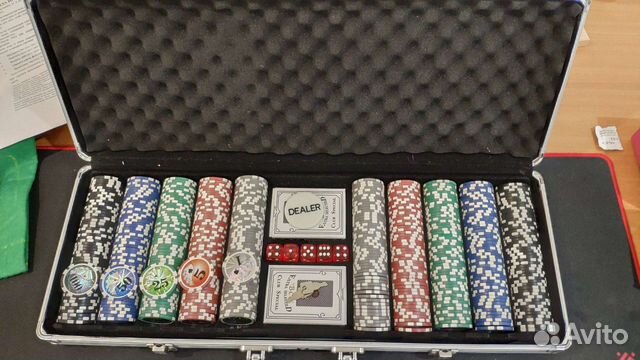 Крупье. Аренда покерного набора