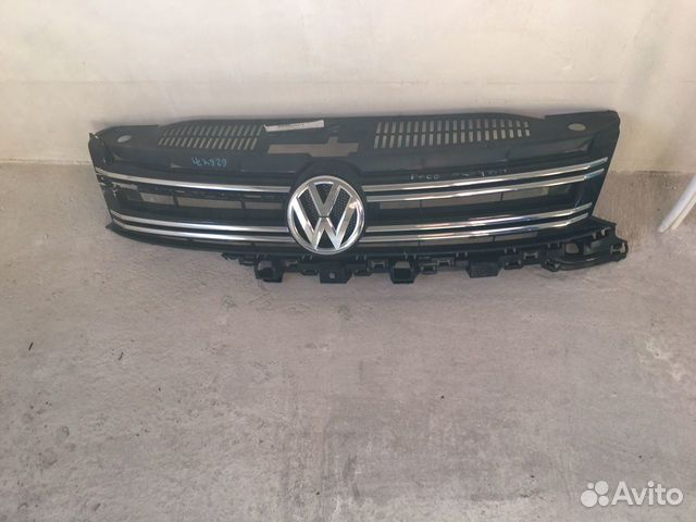 Решетка радиатора Volkswagen Tiguan 2013