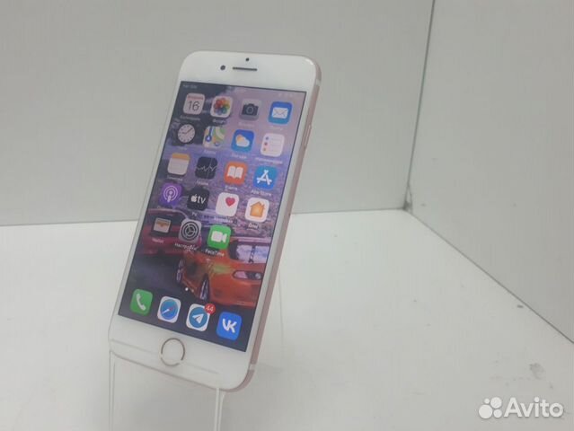 Мобильный телефон Apple iPhone 7 32Gb