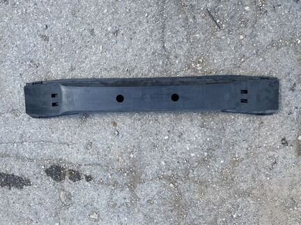 Усилитель бампера пластиковый Volvo S40, Volvo V50