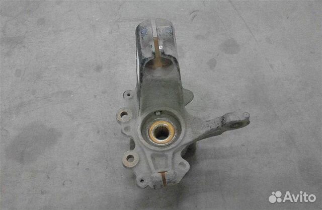 Поворотный кулак левый / правый Форд Фокус 3