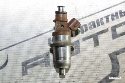 Форсунка mitsubishi 4G64 4G93 4G94 E7T05072 MD3618
