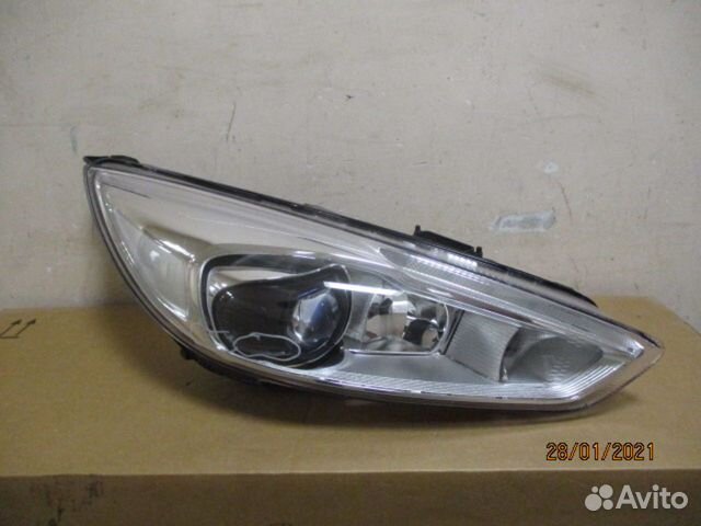 Фара правая Ford Focus/Focus RS/Focus ST