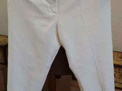 Белые брюки Loro Piana