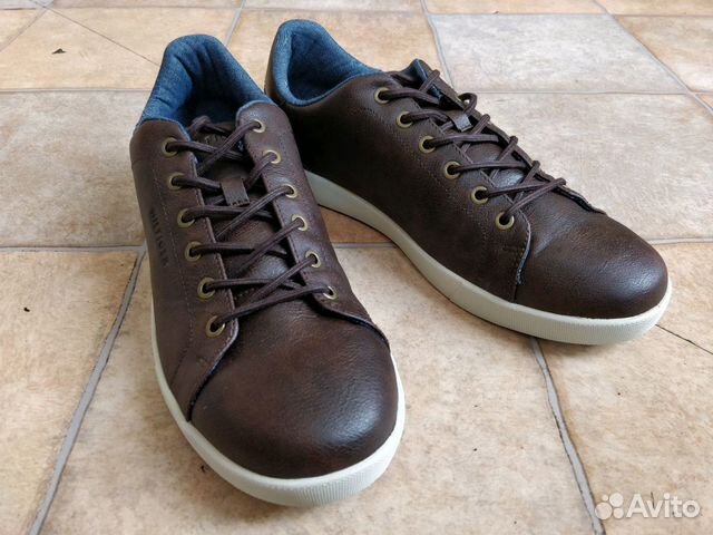 tommy hilfiger toris