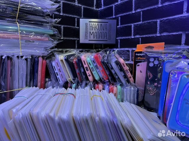 Защитные стекла и чехлы