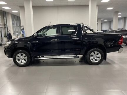 Toyota Hilux 2.4 МТ, 2018, 124 000 км