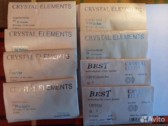 Термоклеевые стразы (разные цвета и размеры)