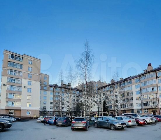 2-к. квартира, 71,8 м², 3/8 эт.