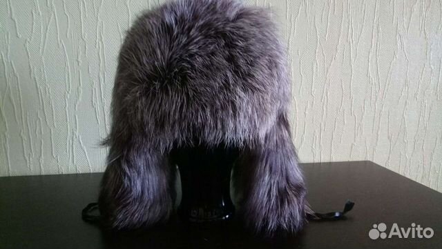 Шапка из меха серебристой лисы