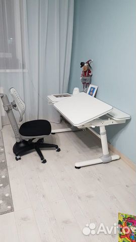 Стол парта растущая с ящиком и наклоном