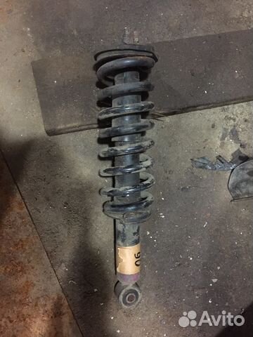 Тойота прадо 90 передний амортизатор взборе