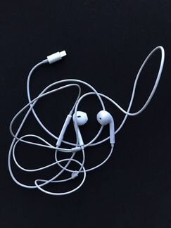 Наушники проводные apple earpods lightning оригина
