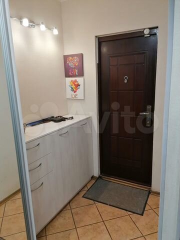 4-к. квартира, 75 м², 1/9 эт.