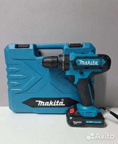 Шуруповерт Makita 21 v с набором бит