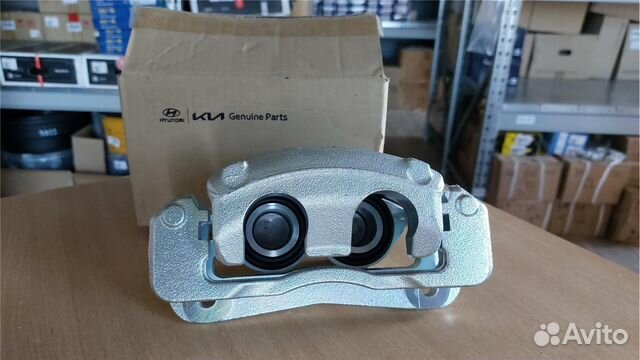 Суппорт передний правый J3 D4CB Kia Bongo