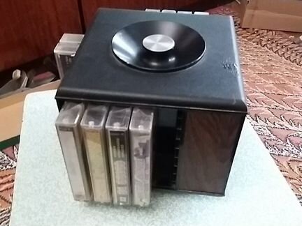 Подставка для аудиокассет