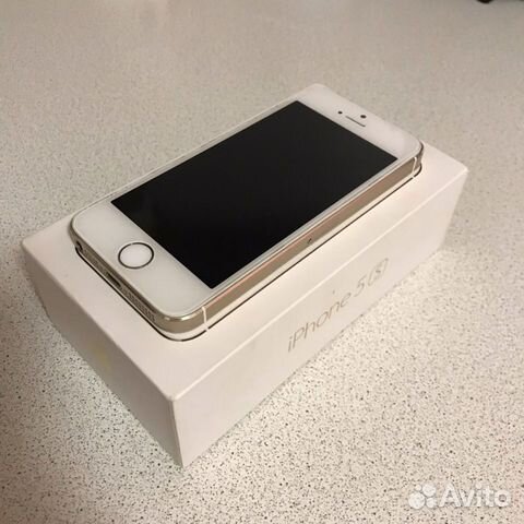 Телефон iPhone 5s gold 16gb