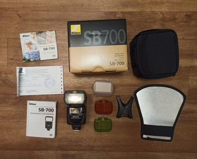 Вспышка с автофокусировкой Nikon SB-700
