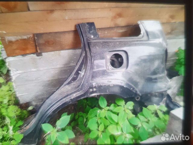 Продам крыло RAV 4