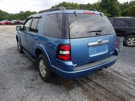 В разборе Ford Explorer 4, 2009год