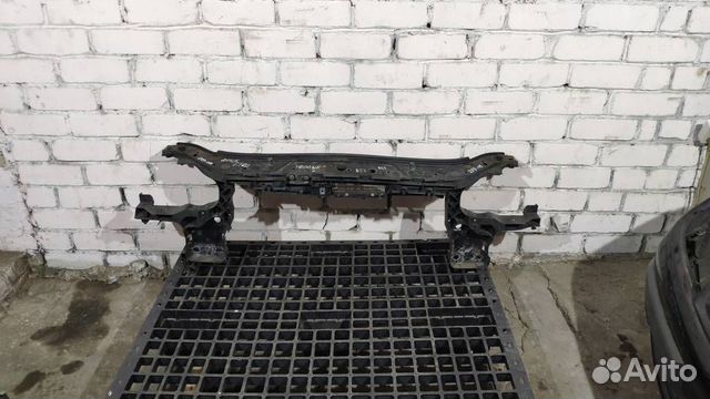 Панель передняя телевизор от Renault Megane II 20