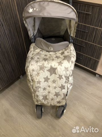 Прогулочная коляска