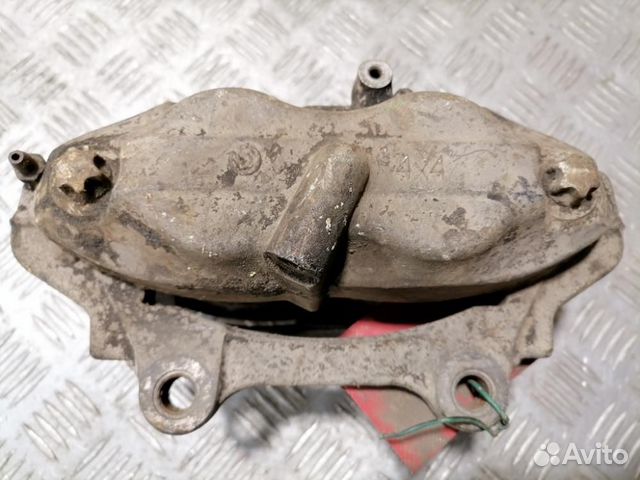 Суппорт передний правый S500 221