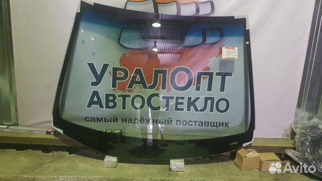 Лобовое стекло Infiniti QX70