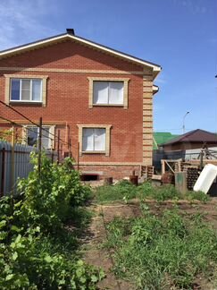 Дом 204 м² на участке 4 сот.