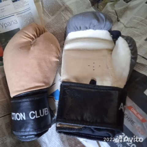 Перчатки боксёрские муж.б/у хор.сост