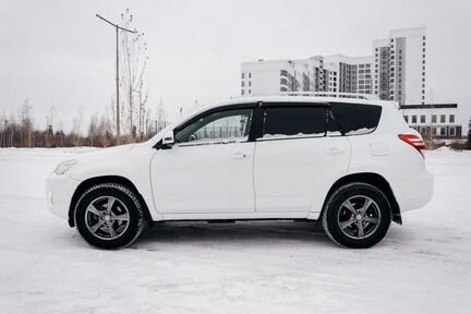 Toyota RAV4 2.4 AT, 2010, 265 000 км